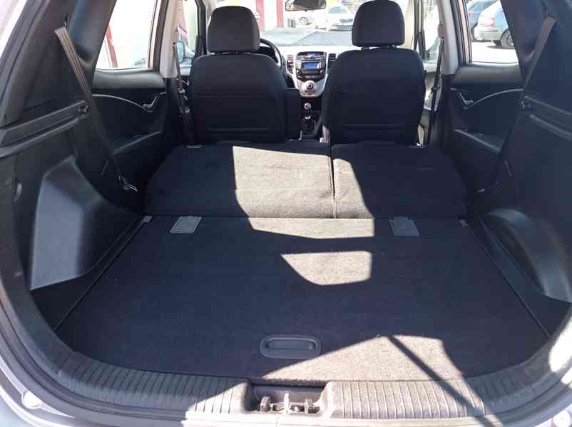 Hyundai ix20 1.4 CRDi 90PS/1Maj  - foto 17