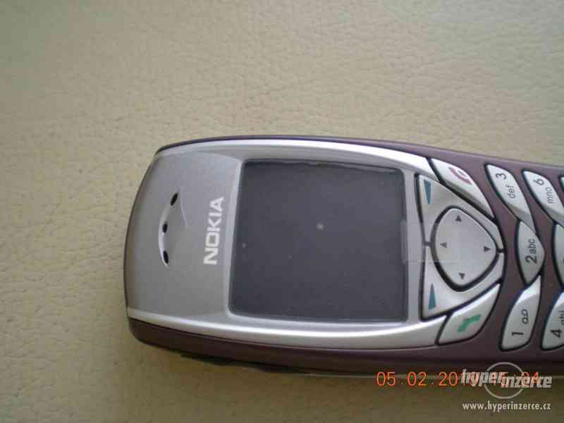 Nokia 6100 - plně funkční mobilní telefony z r.2003 - foto 5