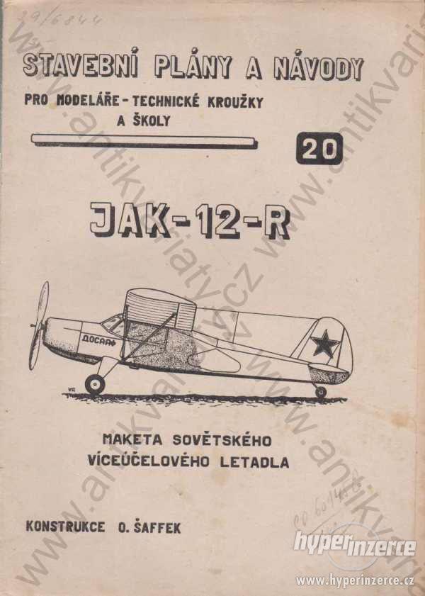 Jak - 12 - R maketa sovětského víceúčel. letadla - foto 1