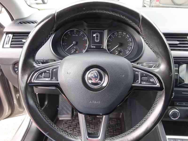 Škoda Octavia 1.4 TSI r.v.2015 (110 kw) el.serviska ČR - foto 9