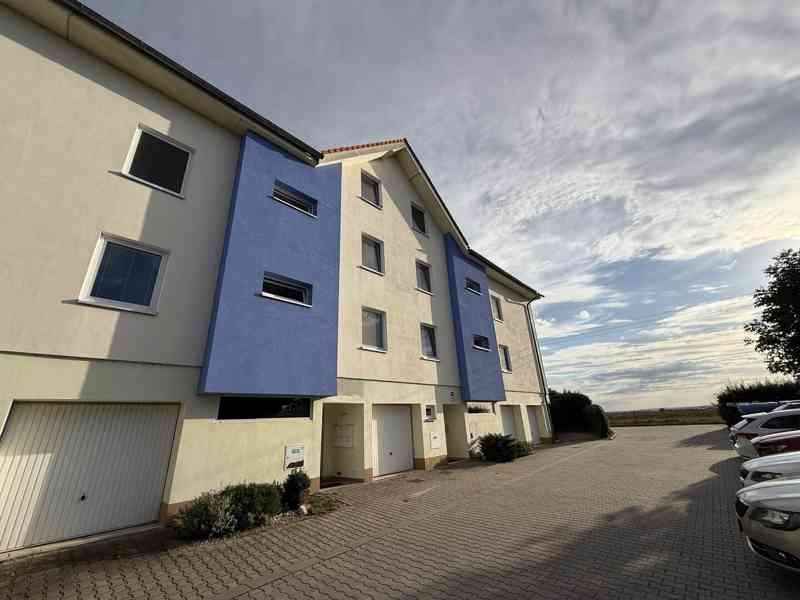 PRONÁJEM CIHLOVÉHO BYTU 2+KK VE ŠLAPANICÍCH U BRNA   - foto 19
