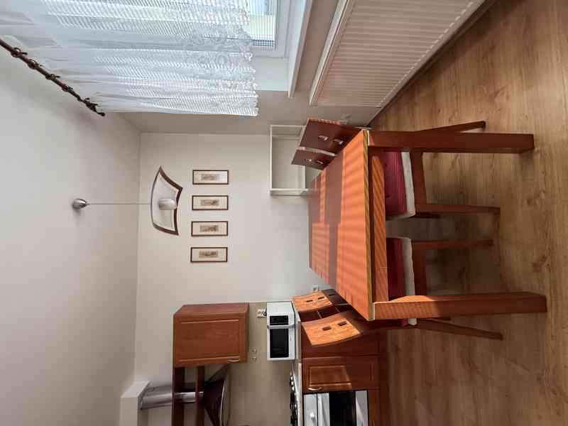 PRONÁJEM CIHLOVÉHO BYTU 2+KK VE ŠLAPANICÍCH U BRNA   - foto 7