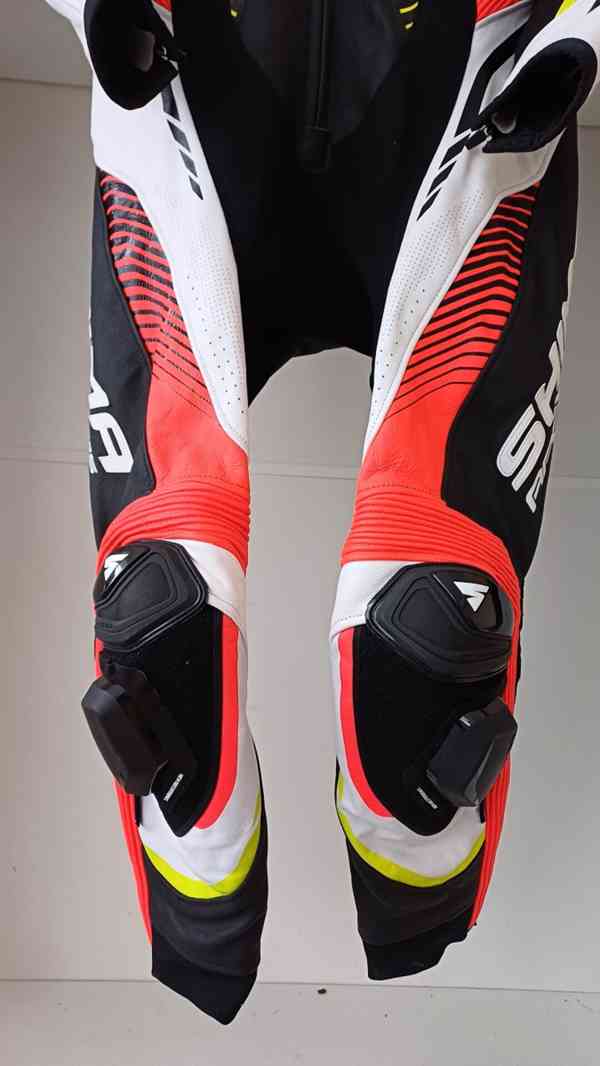 Kožená 1 - dílná kombinéza Shima Apex RS - foto 6