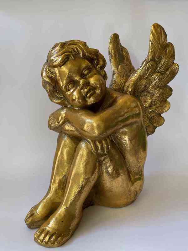 Velký zlatý anděl s křídly - foto 2