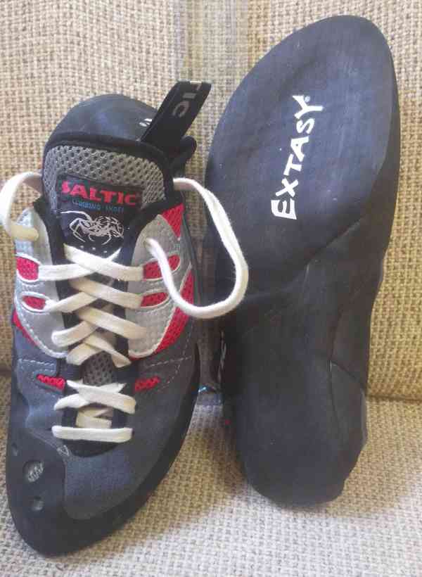 Lezečky Saltic, Jezdecká vesta, Trekové boty, Cyklobrašna - foto 5