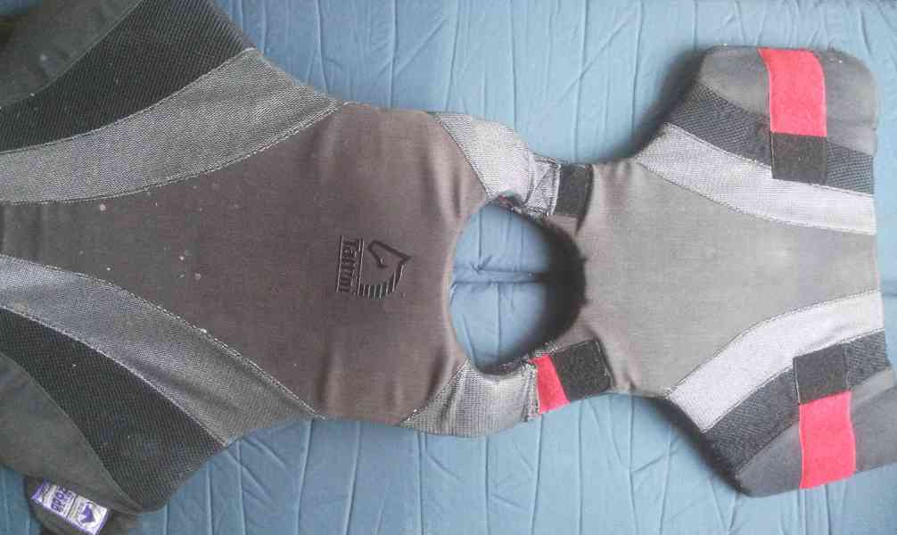 Lezečky Saltic, Jezdecká vesta, Trekové boty, Cyklobrašna - foto 8