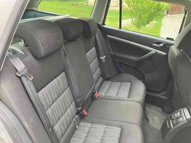 Škoda Octavia 2.0 tdi 103kw - foto 4