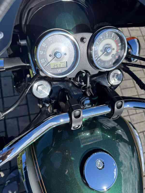Kawasaki W800 - foto 11