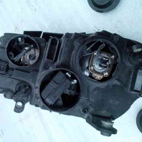 predni svetlo svetla vw passat b7 prave leve - foto 3