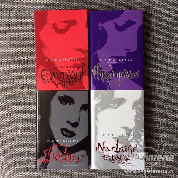 Akademie Evernight - Fantasy,young adult - foto 1