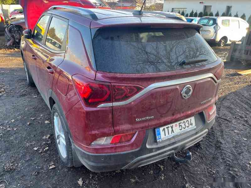SsangYong Korando 1.5 I 120KW ROK 2021 KM 50TIS - foto 2