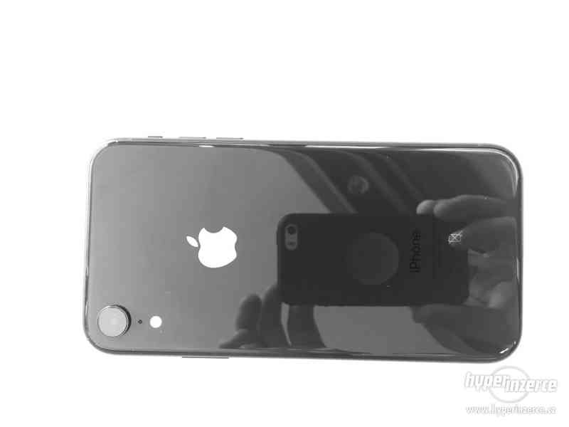 iPhone XR - půl roku starý - TOP stav - foto 4