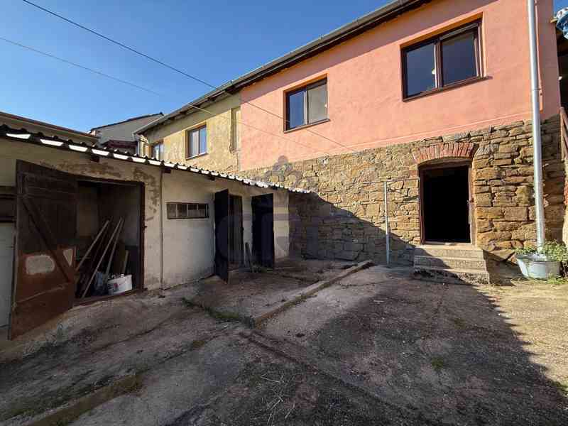 PRONÁJEM RODINNÉHO DOMU 2+1 SE ZAHRADOU V OBCI ROSICE - foto 17