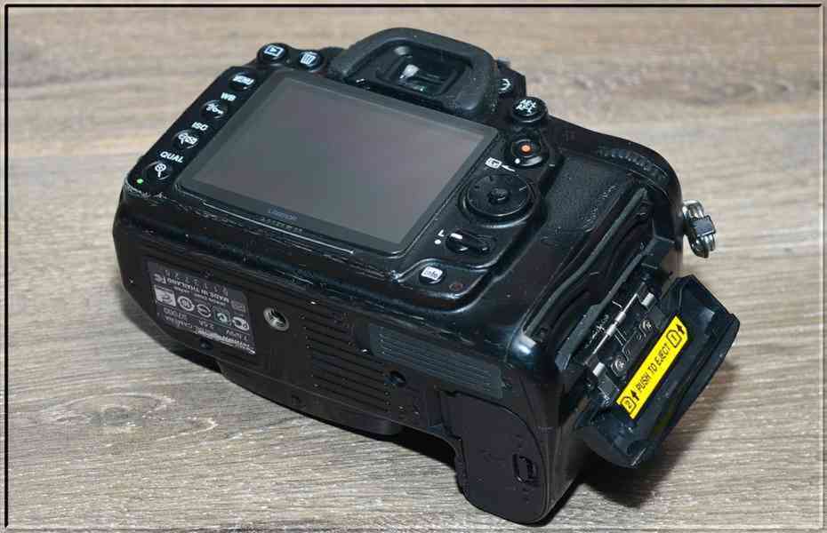 Nikon D7000 **16,2 MPix CMOS*Full HD Video*23000 exp. - foto 7