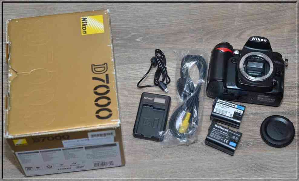 Nikon D7000 **16,2 MPix CMOS*Full HD Video*23000 exp. - foto 1