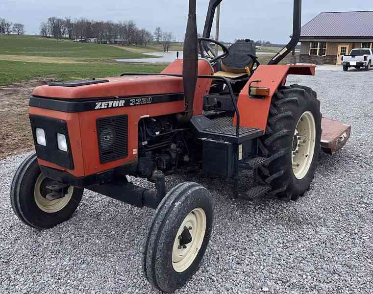  zetor 3320 - Plně vybavený traktor - foto 4