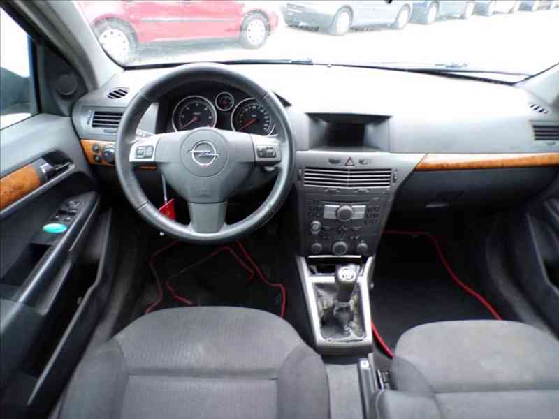 Opel Astra 1,7 CDTi N1,TAŽNÉ ZAŘÍZENÍ - foto 5