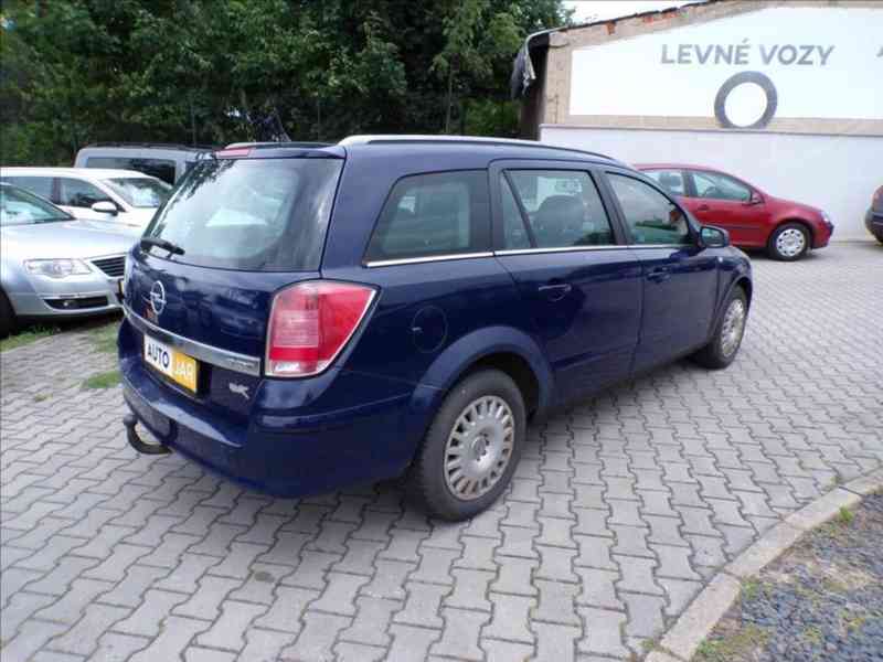 Opel Astra 1,7 CDTi N1,TAŽNÉ ZAŘÍZENÍ - foto 4