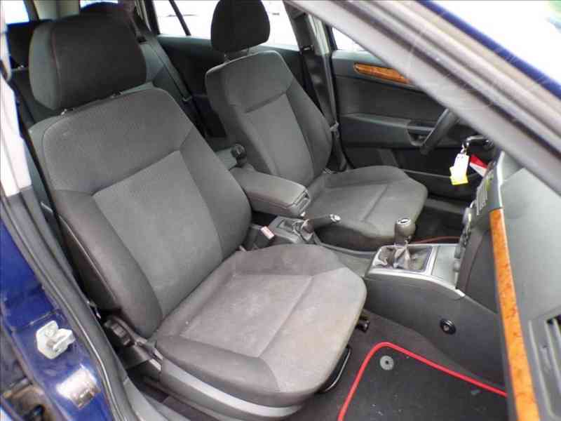 Opel Astra 1,7 CDTi N1,TAŽNÉ ZAŘÍZENÍ - foto 12