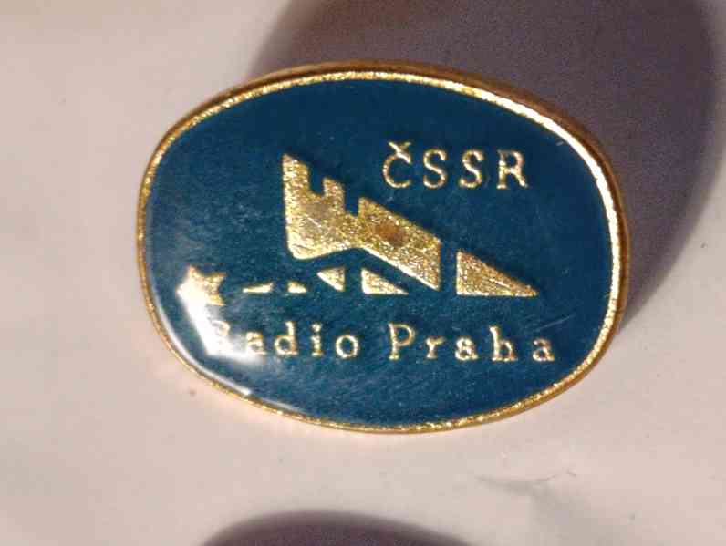 Sada 7 sběratelských odznaků Radio Praha oválné - foto 4