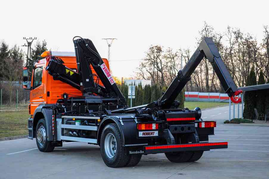 MERCEDES AXOR 1933 HÁKOVÝ NOSIČ KONTEJNERŮ HYDR. RUKA EURO5 - foto 67