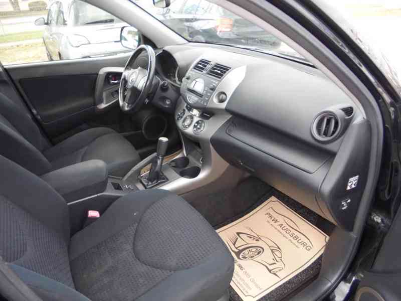 Toyota RAV 4 2.0i 4x4 benzín 112kw - foto 9