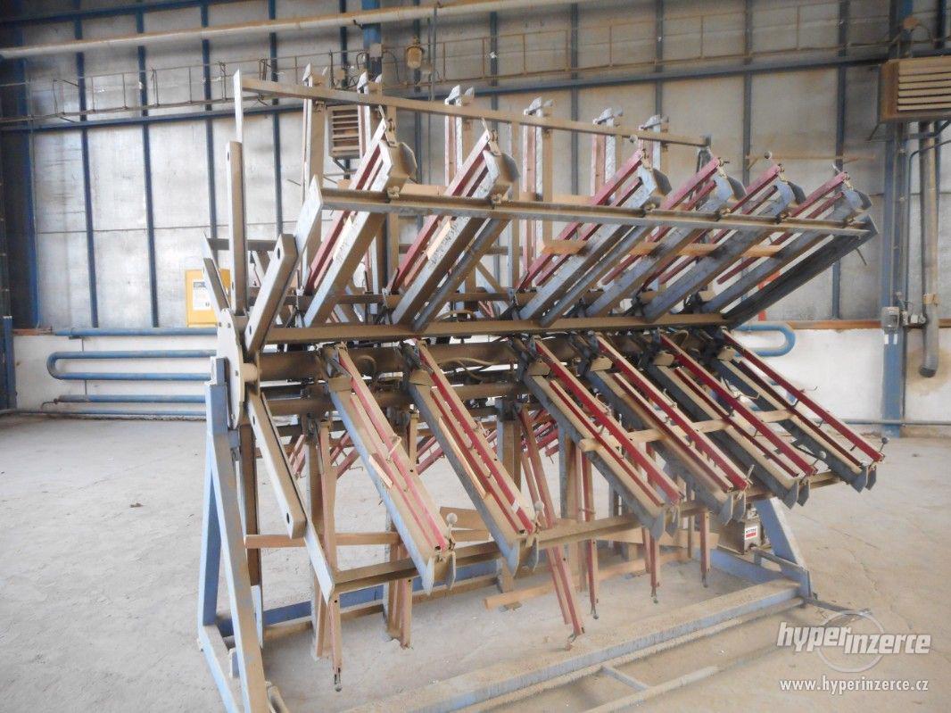 Lis na spárovky - foto 1