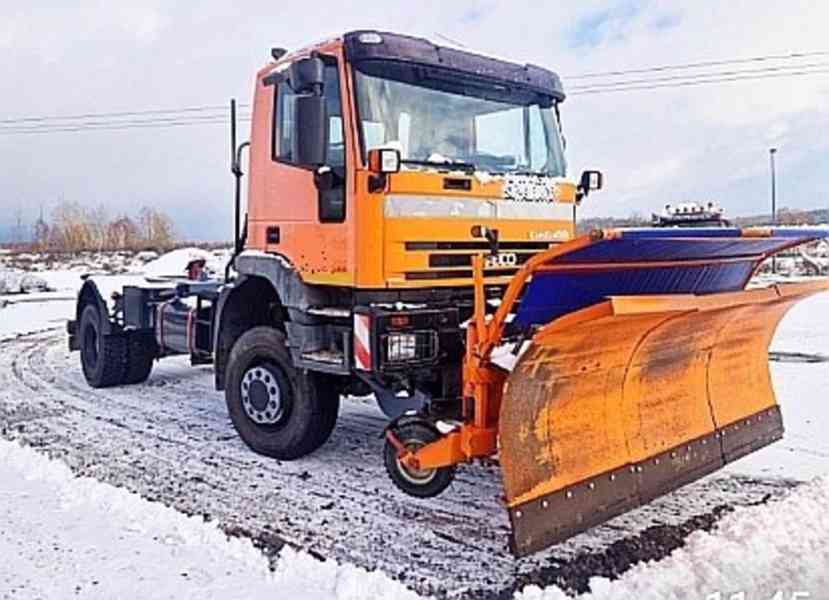 4x4 Iveco 21.5t sklápěč+ sypač radlice komunál zima - foto 2
