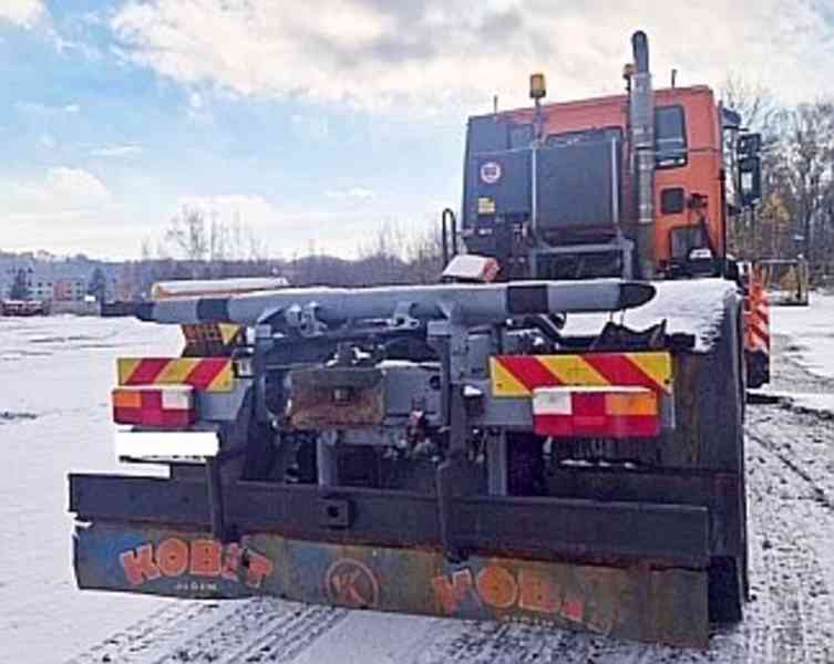 4x4 Iveco 21.5t sklápěč+ sypač radlice komunál zima - foto 4