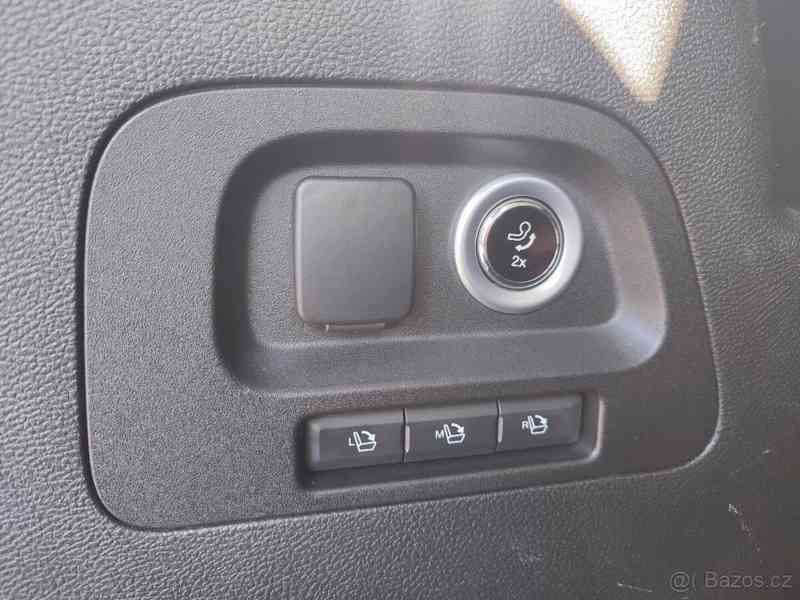 Ford S-MAX 2,0 TDCi - foto 4