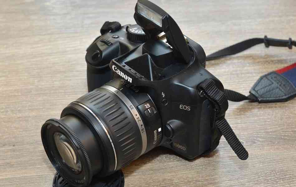 Canon EOS 1000D S OBJEKTIVEM 2200 Exp. - foto 4