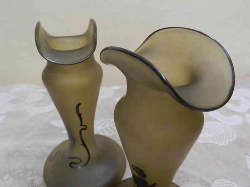 Krásné secesní zelené párové Vázy zdobené stříbrem Čechy - foto 6