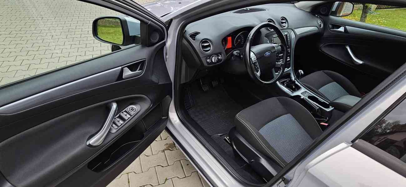 ford mondeo combi - foto 6