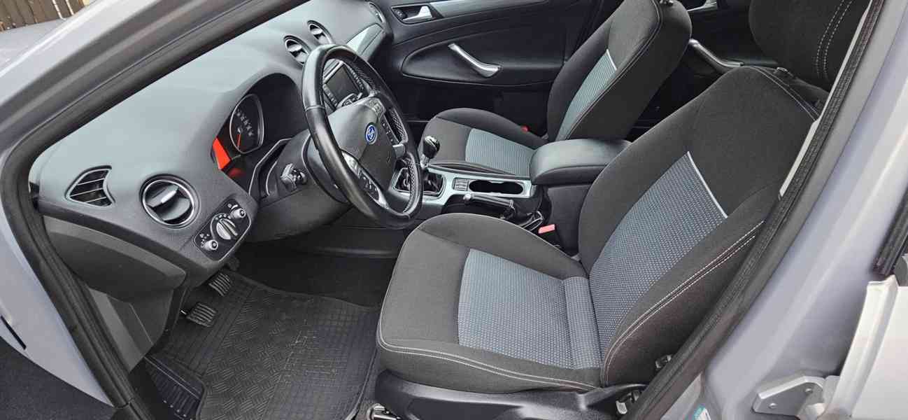 ford mondeo combi - foto 7