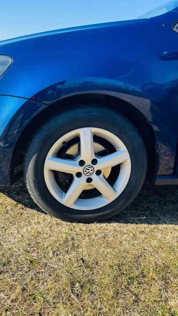 Volkswagen Polo 1,6   6R - foto 3