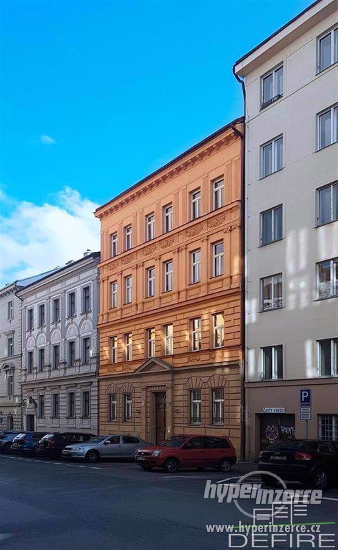 Prodej novostavby bytu 3+kk, 94,6 m2 + balkon 5,13 + sklep, Klicperova Praha 5, u metra Anděl - foto 2