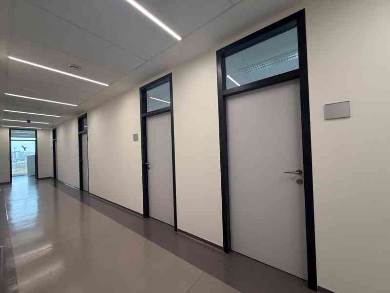 PRONÁJEM DVOU KANCELÁŘÍ O CP 38,2 M2 V BRNĚ  - foto 5