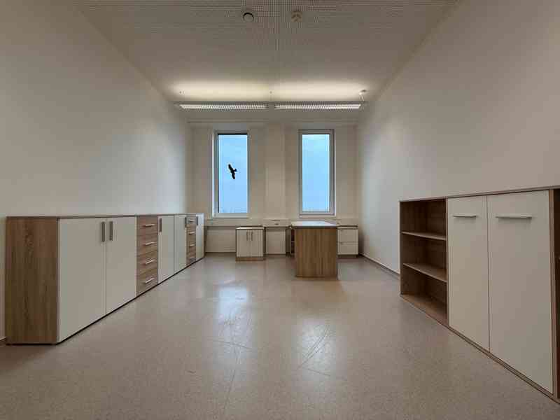 PRONÁJEM DVOU KANCELÁŘÍ O CP 38,2 M2 V BRNĚ  - foto 8