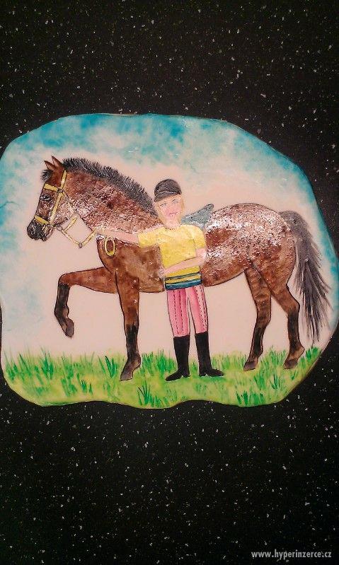 Velký originální perník s dívkou a koněm - foto 1