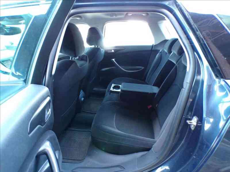 Citroën C5 2,0 HDi TAŽ.ZAŘÍZENÍ - foto 9