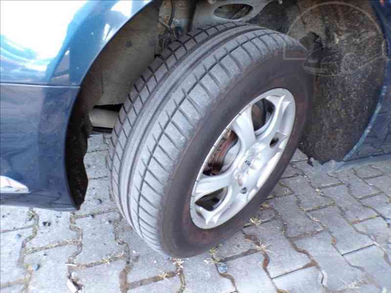 Citroën C5 2,0 HDi TAŽ.ZAŘÍZENÍ - foto 16
