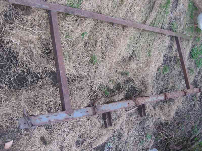 brána,ostří na pluh,hrobkovač,radlice,závěs,rám na brány - foto 10