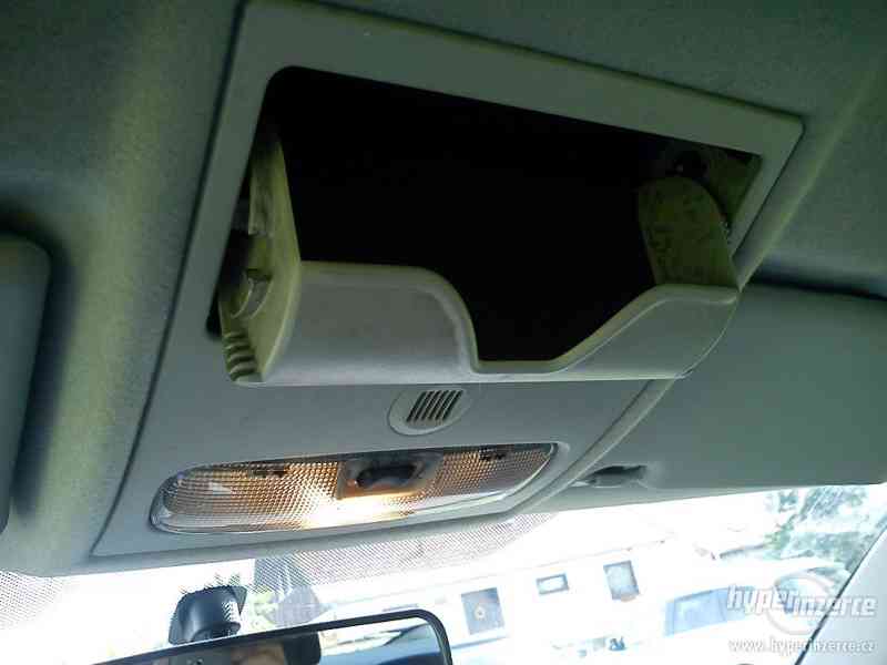 Ford Mondeo kombi 2.0TDCi,klima,serviska,tažné,model 2006 - foto 18