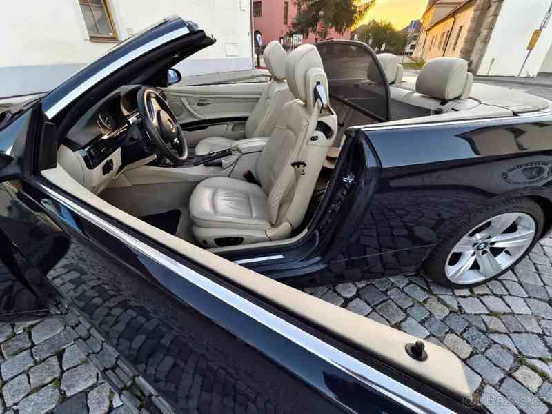 BMW Řada 3 335i e93 2007 modro černá bar. - foto 6