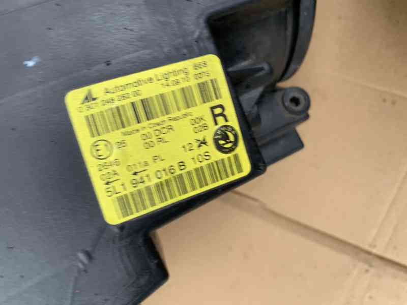 xenon xenony skoda yeti 5L pravy levy svetlo - foto 9