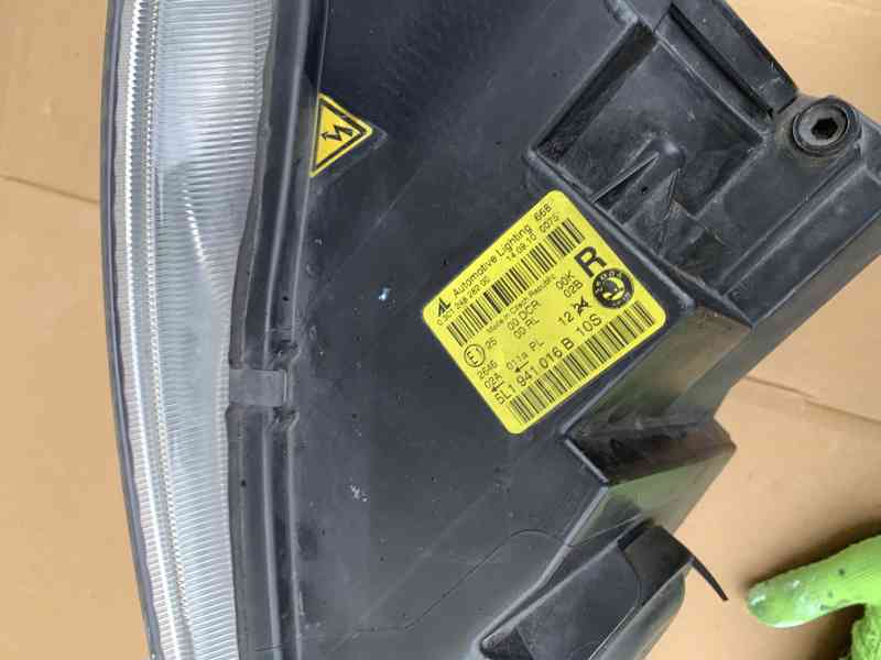 xenon xenony skoda yeti 5L pravy levy svetlo - foto 10