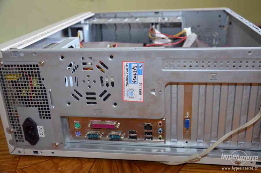 Pentium 4, 2GB RAM, vypalovačka, 300W zdroj - foto 7