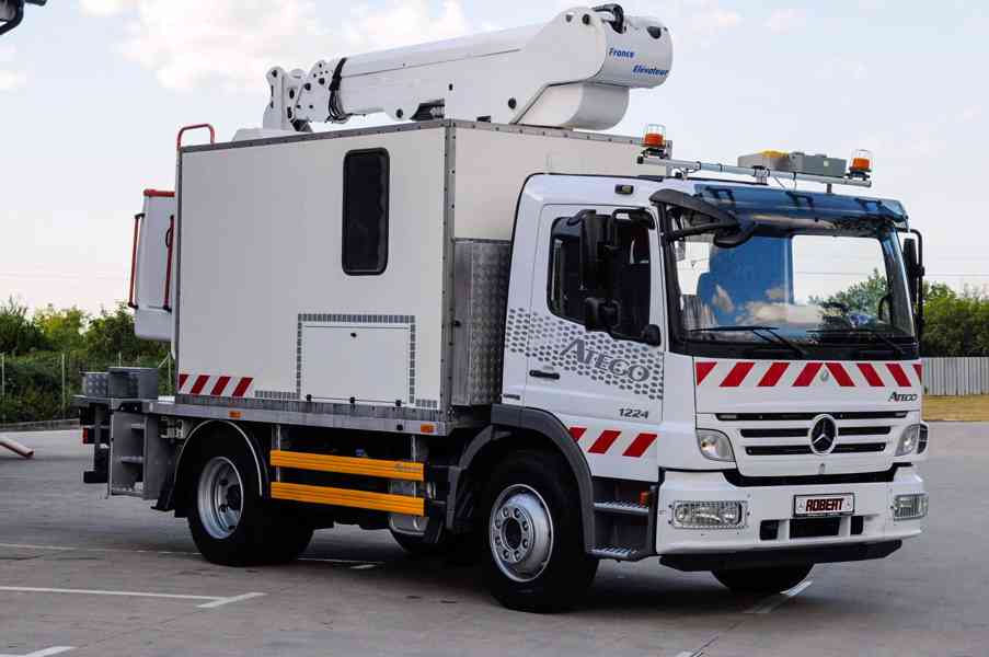 MERCEDES ATEGO 1224 PRACOVNÍ / MONTÁŽNÍ / IZOLOVANÁ PLOŠINA