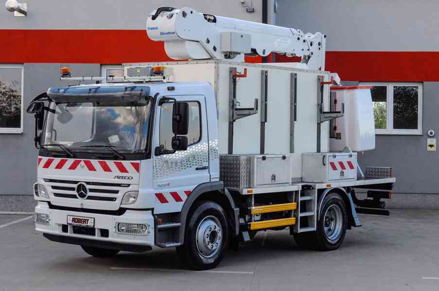 MERCEDES ATEGO 1224 PRACOVNÍ / MONTÁŽNÍ / IZOLOVANÁ PLOŠINA - foto 3