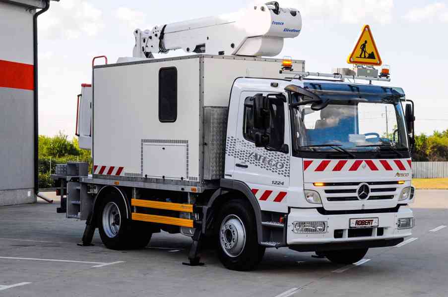 MERCEDES ATEGO 1224 PRACOVNÍ / MONTÁŽNÍ / IZOLOVANÁ PLOŠINA - foto 8